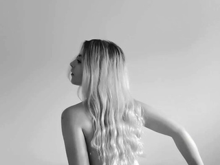 Attractive Blonde Tgurl reveals off her huge ass then masturbate