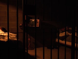 Lesbian inmate pussylicks dyke physician in jail hospital