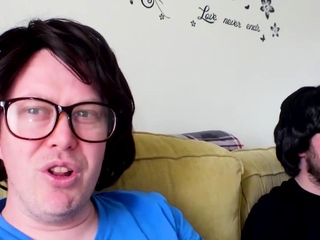 Amateur sucks nerds dick