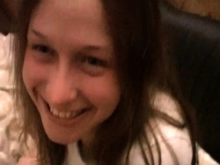 Sex appeal whore cums while riding