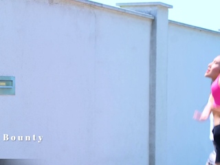 GIRLSRIMMING – Hot threesome with Mai Thai and Alyssa Bounty