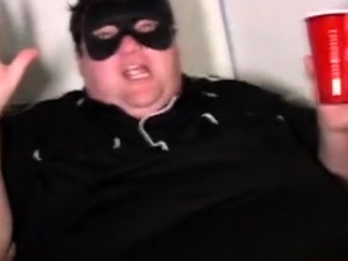 Amateur ladies fuck guy in amateur group sex porn