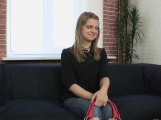 Chick comes for a casting and seduces a lascivious cameraman