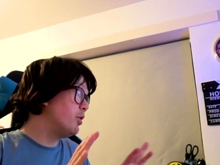 Newbie slut offers head to nerd