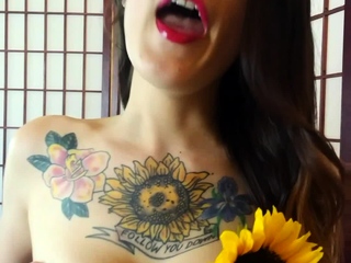 Appreciate Chat Huge Boobs Brunette Masturbating For Cam