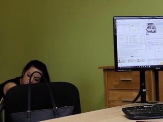 Beguiling very first timer adores meat insertion