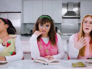 Bookworm latina teen and her BFFs discussing on a huge cock