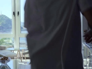 Raul Costa applied his cock to feed Eveline Dellai