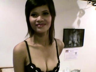 Skinny amateur Thai slut strips then sucks my cock