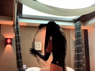 Amateur Italian whores ride the dudes dong really hard HD