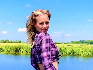 Solo masturbation of a wonderful amateur blonde