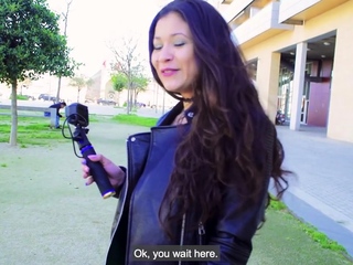 Attractive Spanish teen pornstar Jade Presley picks up newbie and