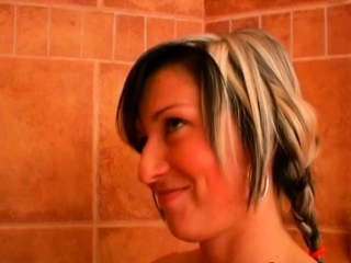 Inviting jana gets licked and nailed