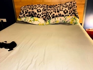 AMATEUR BIGTIT BLONDE TEEN MASTURBATES IN STALKINGS