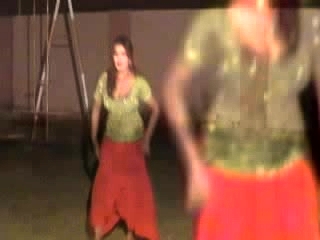 Celebrity Paris Amateur and Boyfriend