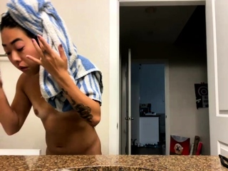 Compact Tit Teen Cums On Cam