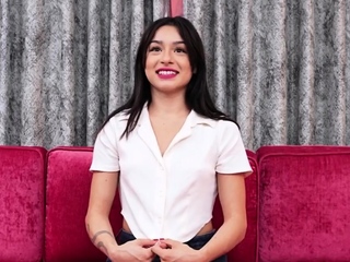 Newcomer gags on cock immediately after interview