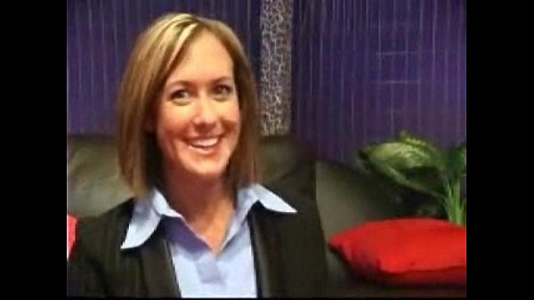 Amateur Company Milf Offers Excellent Blowjob