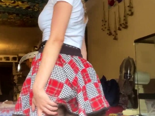 Brunette solo honey shows her masturbating abilities