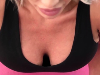 Busty MILF Charli Phoenix Squirts Right after Nude Yoga