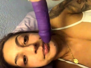 Hot teen lauryn may perhaps solo toying