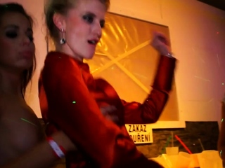 Kelly Wells interracial cuckold group sex