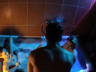 Young amateur shower fuck