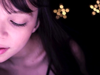 Amateur webcam babe displaying her sexual goods