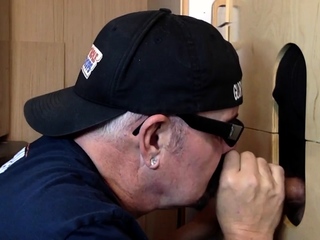 Gloryhole DILF bendover whilst sucking