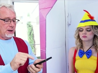 Petite blonde sexbot meets fat dick with her mouth