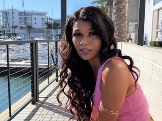 BJRAW Harley Haze has oral abilities