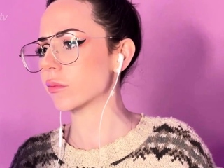 Major boobs milf masturbates with her dildo