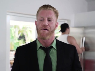 Stud and twink take pleasure in 3some with bottom hunk on the couch