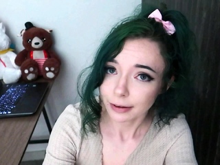 Amateur Webcam Teen Masturbates And Teases