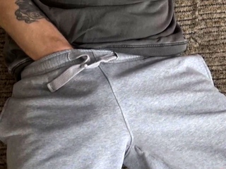 Gay dude gets ankle cumshot