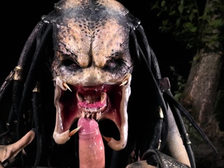 HORRORPORN – Predator Dick Hunter