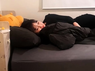 Beginner brunette babe oral and hardcore intercourse