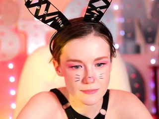 Brunette Beginner Webcam Teen Uncovered