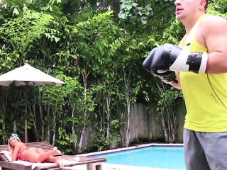 Deepthroat by large ass teen stepsister