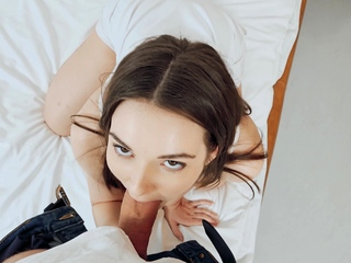 Small tit brunette banged on the ground