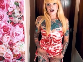 Savannah pretty novice blonde girl toying