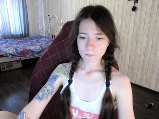 Shy brunette selfmade beginner webcam teen