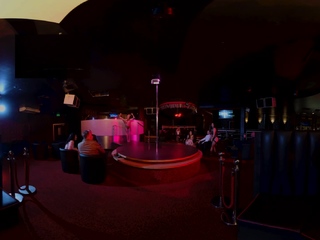 Stunning beginner striptease