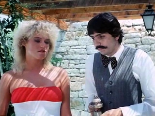 Blonde MILF with Huge Boobs Enjoying Cam Free Porn