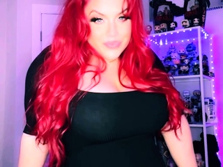 Nice Huge Boobs On Masturbating Redhead