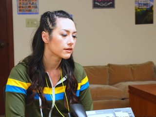 PE trainer fucks the prinicipal