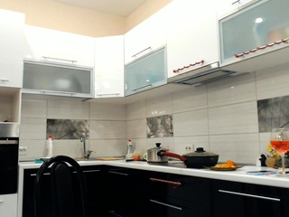 Scorching newbie teen lady with huge boobs toying pussy on cam