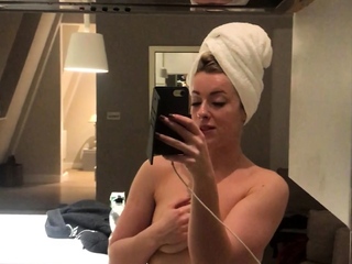 Blonde MILF with Huge Boobs Enjoying Cam Free Porn