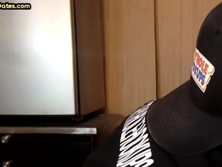 Selfmade gloryhole DILF sucking and tugging cock in closeup