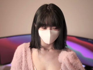 Horny teen ebony solo toy masturbation